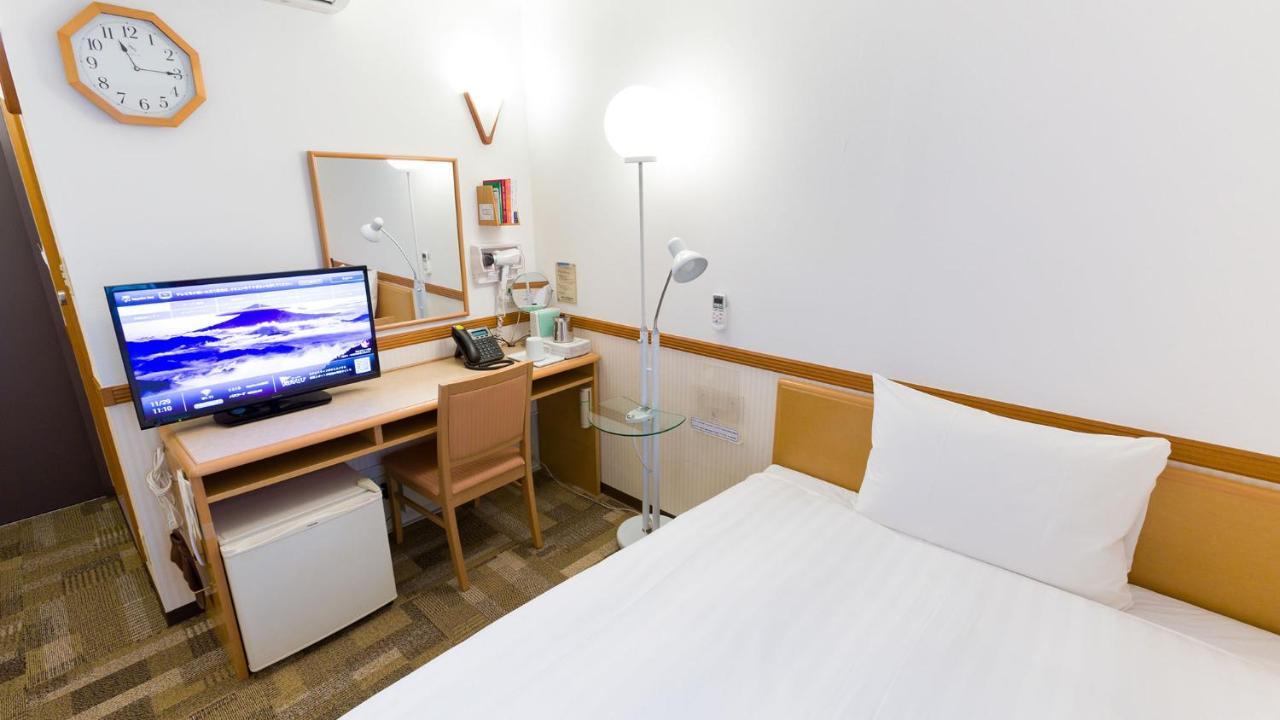 Toyoko Inn Tokyo Tozai-Sen Nishi-Kasai Екстериор снимка