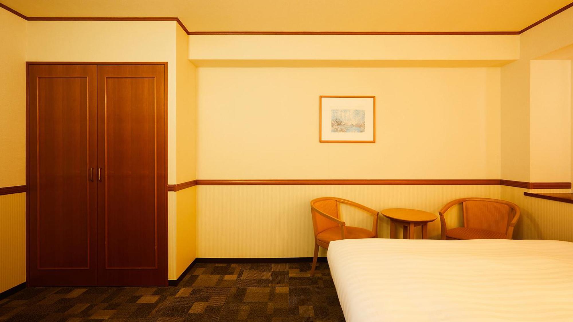 Toyoko Inn Tokyo Tozai-Sen Nishi-Kasai Стая снимка