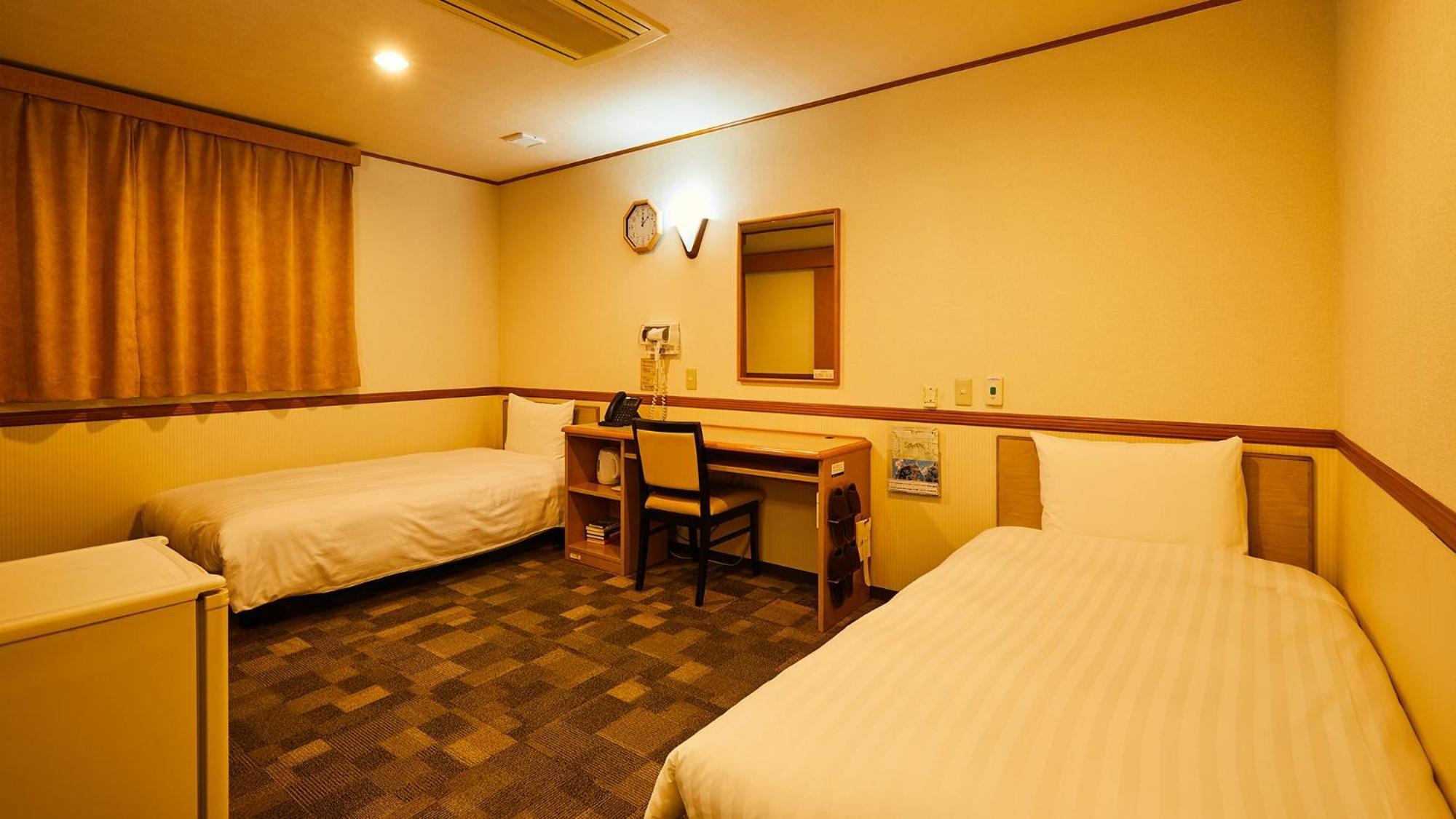 Toyoko Inn Tokyo Tozai-Sen Nishi-Kasai Стая снимка
