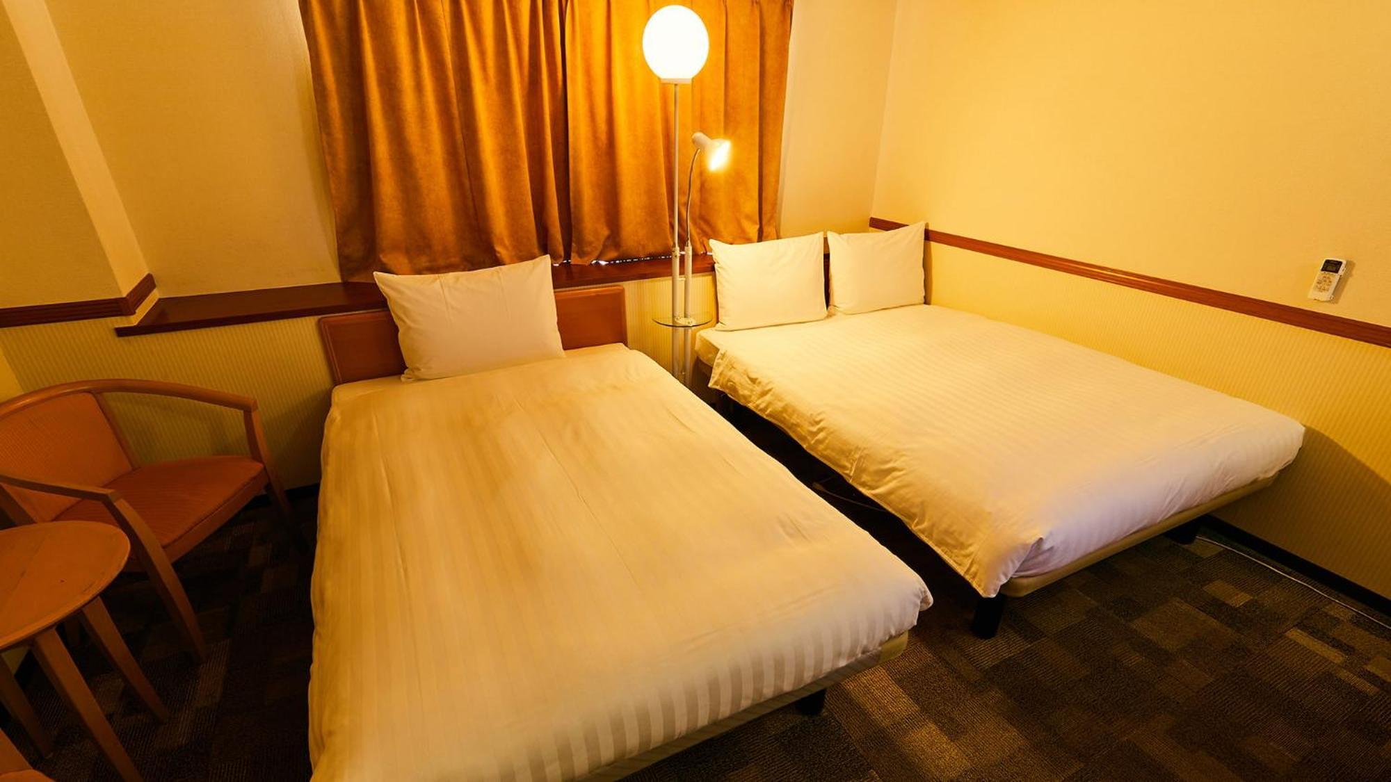 Toyoko Inn Tokyo Tozai-Sen Nishi-Kasai Стая снимка