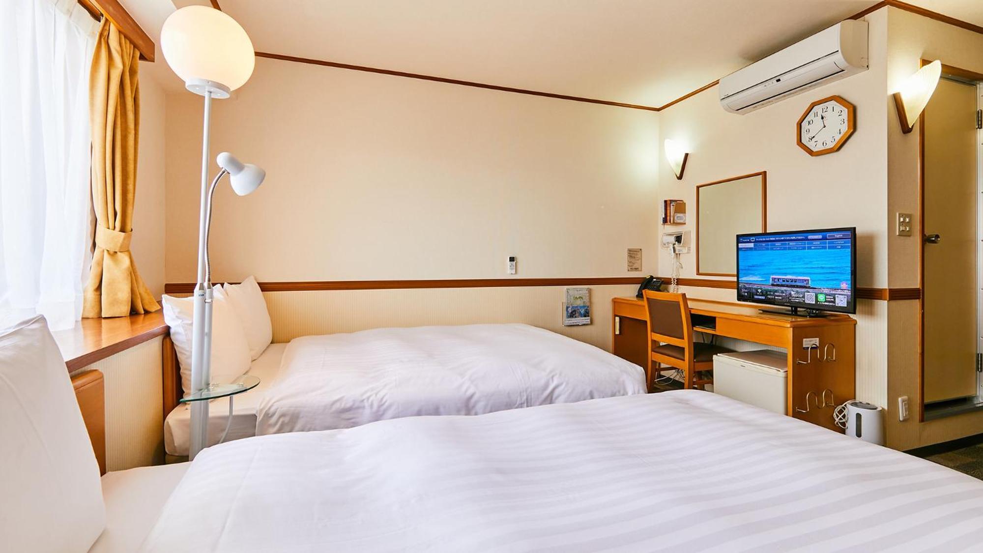 Toyoko Inn Tokyo Tozai-Sen Nishi-Kasai Стая снимка
