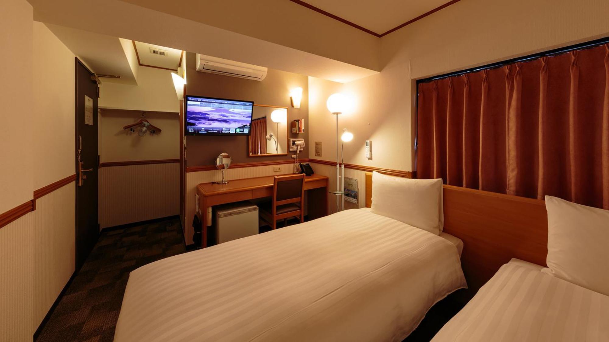 Toyoko Inn Tokyo Tozai-Sen Nishi-Kasai Стая снимка