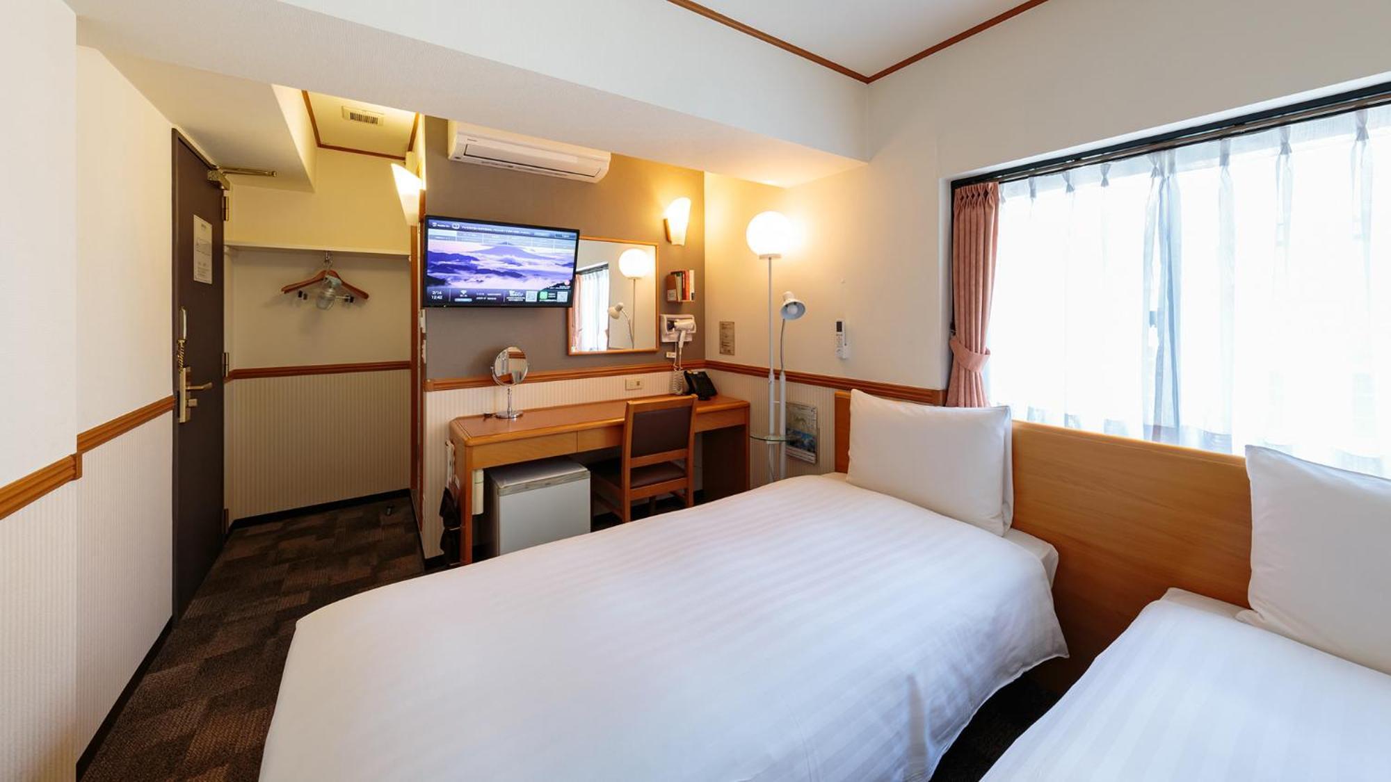 Toyoko Inn Tokyo Tozai-Sen Nishi-Kasai Стая снимка