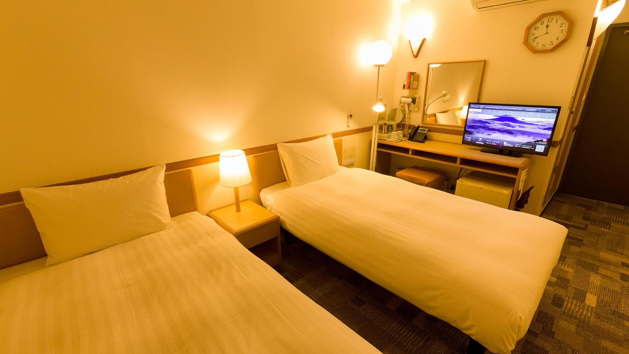 Toyoko Inn Tokyo Tozai-Sen Nishi-Kasai Стая снимка