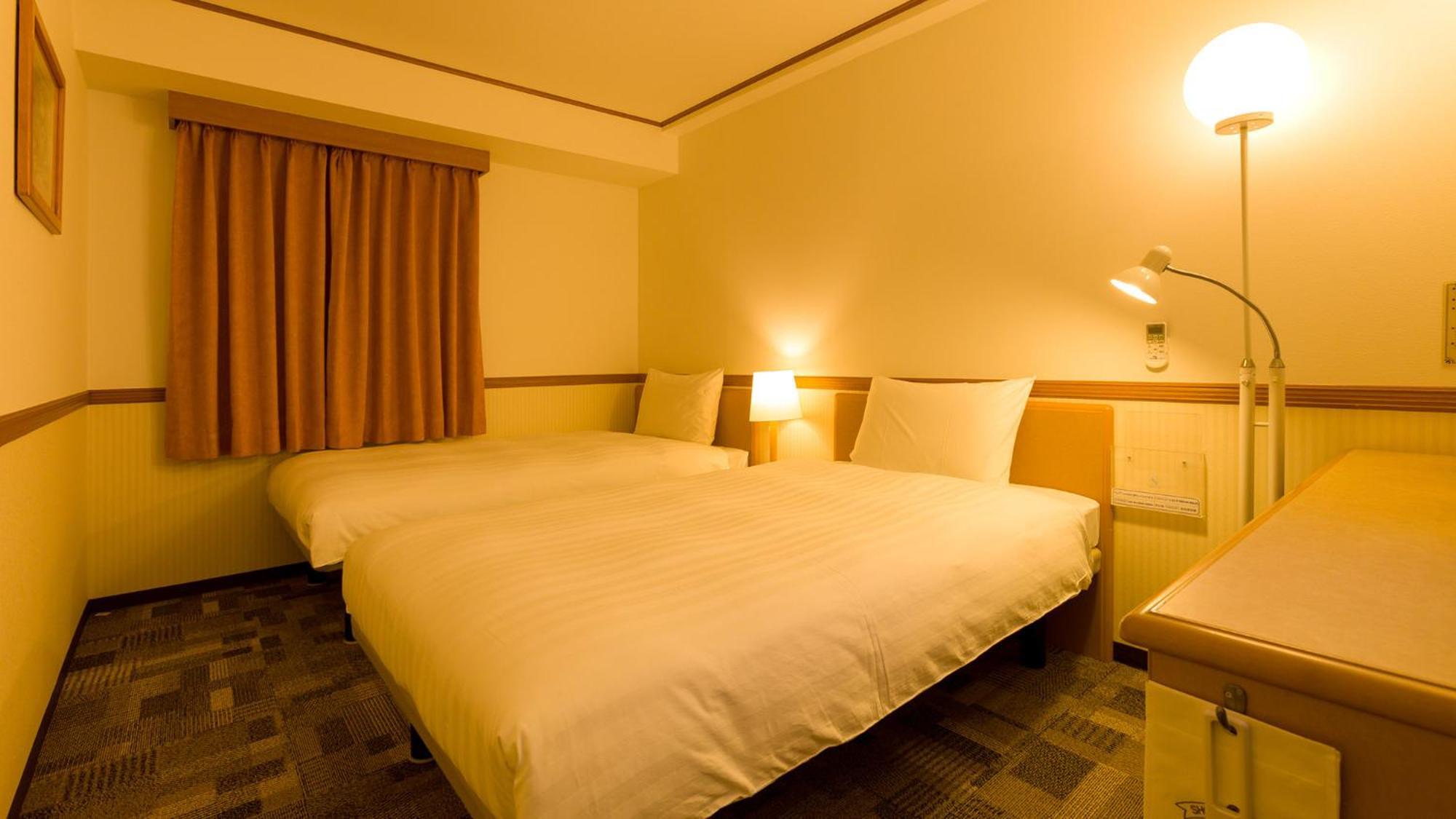 Toyoko Inn Tokyo Tozai-Sen Nishi-Kasai Стая снимка