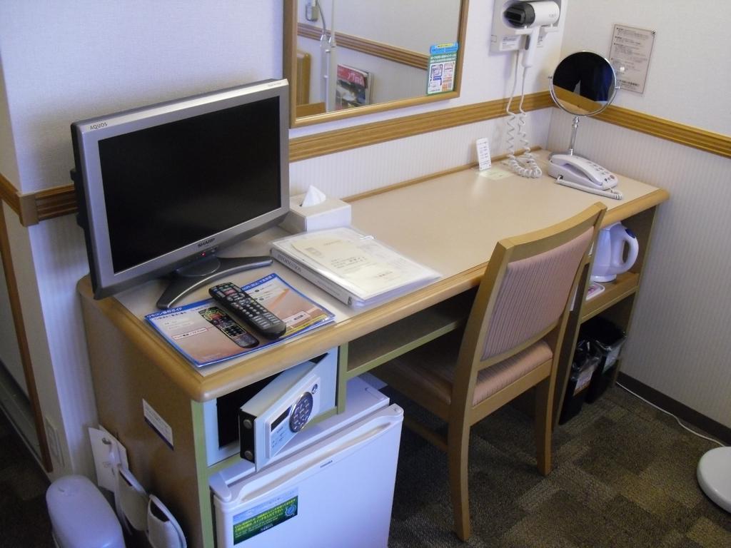 Toyoko Inn Tokyo Tozai-Sen Nishi-Kasai Екстериор снимка